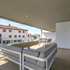 Apartment New Modern 3 Bed Puerto Banus, Marbella